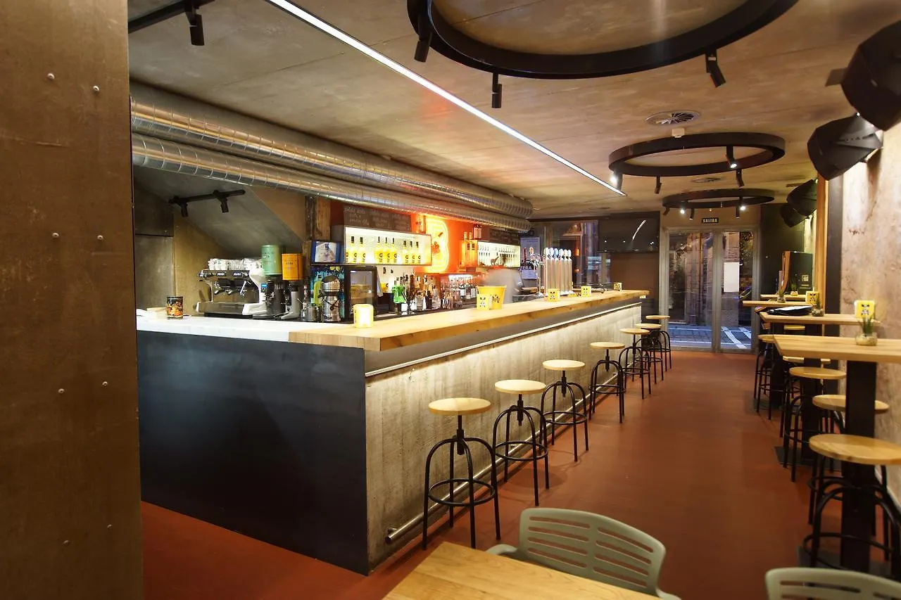 Bearan Bar & Rooms Pamplona Espanha